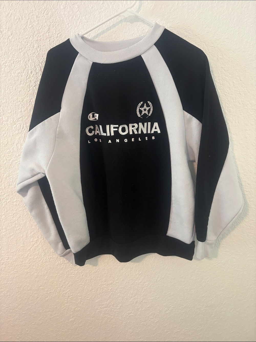 Justify Black and White 'California Los Angeles' Crewneck Sweater